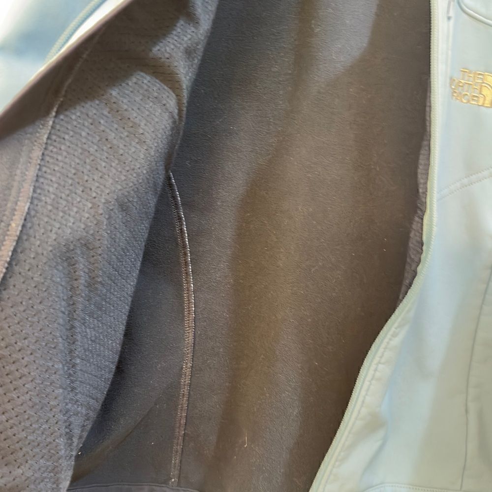 The North Faceapex Bionic Softshell Jacket - image 7